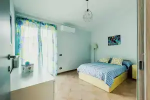 Lemon House, Остия-Антика