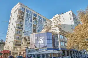 Апартаменты в центре Севастополя на Сенявина 5