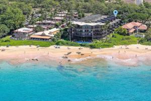 Hale Hui Kai 202 - Keawakapu Beach, Garden Views, Steps to the Beach, Split AC!, Уэйлея