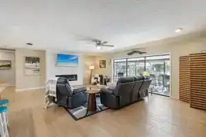 111 Sunset Drive, Коко-Бич
