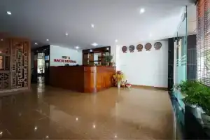Oyo 387 Bach Duong Hotel, Ханой