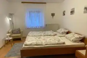 Ferienwohnungen Rosi Gmeiner, Бад-Эндорф