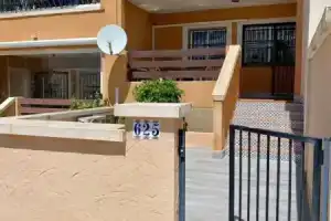 Belvilla by OYO Bungalow, Торревьеха