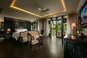 Golden Holiday Hotel & Spa, Хой Ан