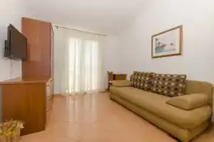 Apartments Ružica, Игране