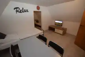 AB Apartment 65, Штутгарт