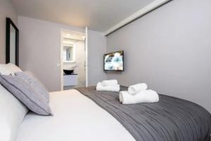 WoW looks even better live apartment, Делфт
