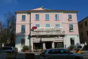 Hotel «Michelangelo», Форли