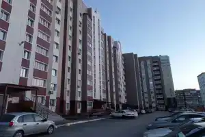 Апартаменты на проспекте Победы 174/1, Оренбург