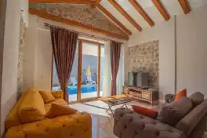 Tarzan Family Hotel, Олюдениз