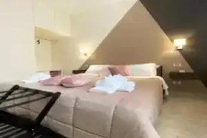 De Nava Suite, Реджо-Калабрия