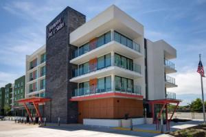 Hampton Inn & Suites Sunnyvale Silicon Valley, Саннивейл