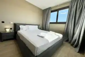 107 LIM - Stay Mouson View Apartment, Лимассол
