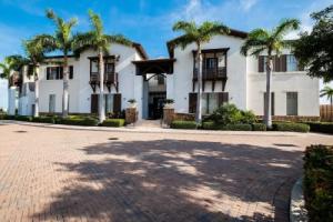 Marlin Bay Resort & Marina, Марафон