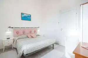 Affittacamere AioSardegna Al Porto-Camera 2_al_Porto, Кальяри