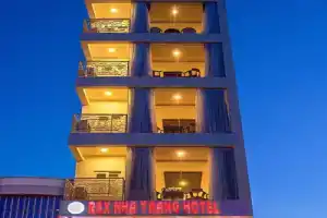 Rex Hotel & Apartment, Нячанг