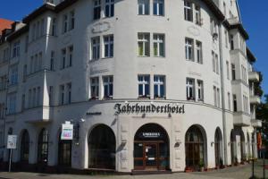Jahrhunderthotel Leipzig, Лейпциг