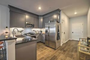 Single-story Condo < 1 Mile From Downtown!, Фредериксберг