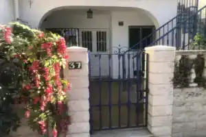 Calle Quitapenas 37, Малага