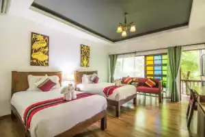 E-Outfitting Doikham Resort, Чианг Май