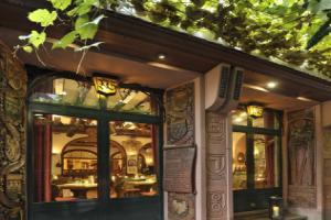 Отель «Breuer's Rüdesheimer Schloss», Рюдесхайм-на-Рейне