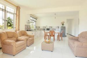 Sunny Lagoon Holiday Villa, Перейбер