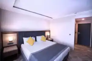 Uk Ankara Hotel, Анкара