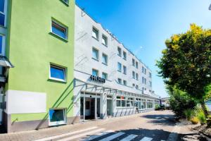 Achat Hotel Stuttgart Zuffenhausen, Штутгарт