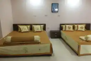 b Stay Hotel, Остров Фукуок