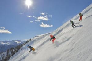 Apartment With Balcony Near ski Area, Фис