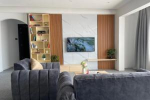 Al ATLAL apartment, Назва