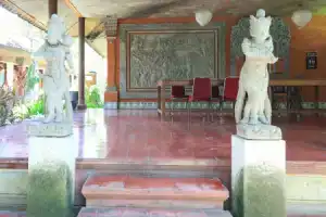 Отель «Mertha Jati», Кута