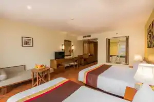 Naithonburi Beach Resort - Sha Extra Plus, Найтон