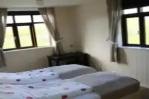 Ферма «Sólheimahjáleiga Guesthouse», Скоугарфосс