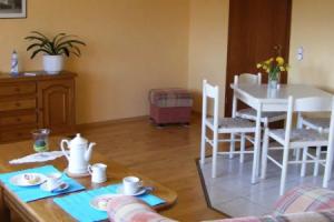 Urlaub unter Reet, Пархтиц