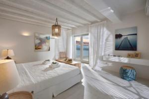 Divine in Mykonos With 10 Bedrooms and 12 Bathrooms, Агиос Иоаннис