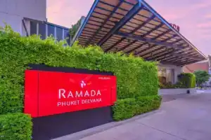 Отель «Ramada By Wyndham Phuket Deevana Patong - Sha Extra Plus», Патонг