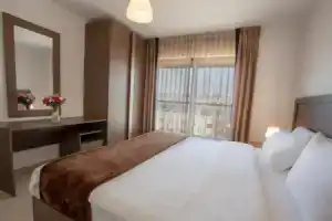 Triple A Hotel Suites, Амман