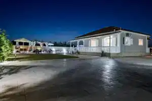 Costas Villas Complex, Лаганас