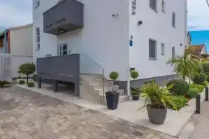 Deluxe Apartment Jedan, Задар