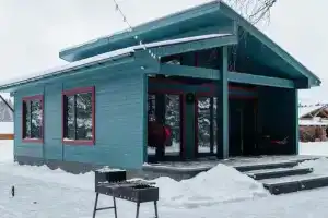 Коттеджи в деревне Ушакова