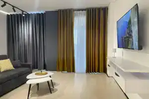 Золотая студия на улице Кары-Ниязи, Ташкент