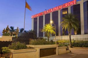 Отель «Ramada Plaza By Wyndham Palm Grove», Мумбаи