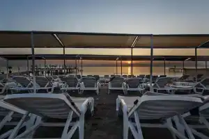 Hotel Montana Beach, Гейнюк