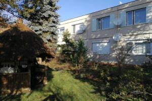 Korzó Apartman Velence, Веленце
