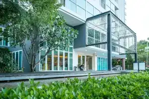 Ozone Condo by Lofty, Ката