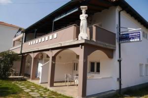 Blue Sky Apartments, Скала-Потамиас