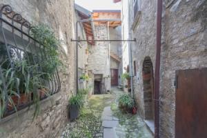 Pretty Studio in Old Town by Rent all Como, Карате-Урио