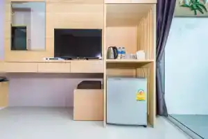 Rayaan 6 Guest House  Restaurant, Патонг