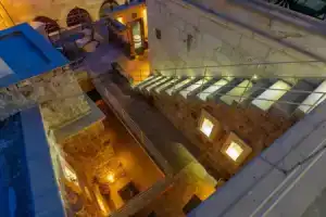 Отель «Solo Cave Suites», Ортахисар